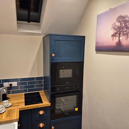 Foolow Charming 1 Bed Peak District Barn Conversion מראה חיצוני תמונה